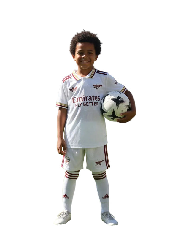 أرسنال – الطقم الثاني (Away Kit) موسم جديد