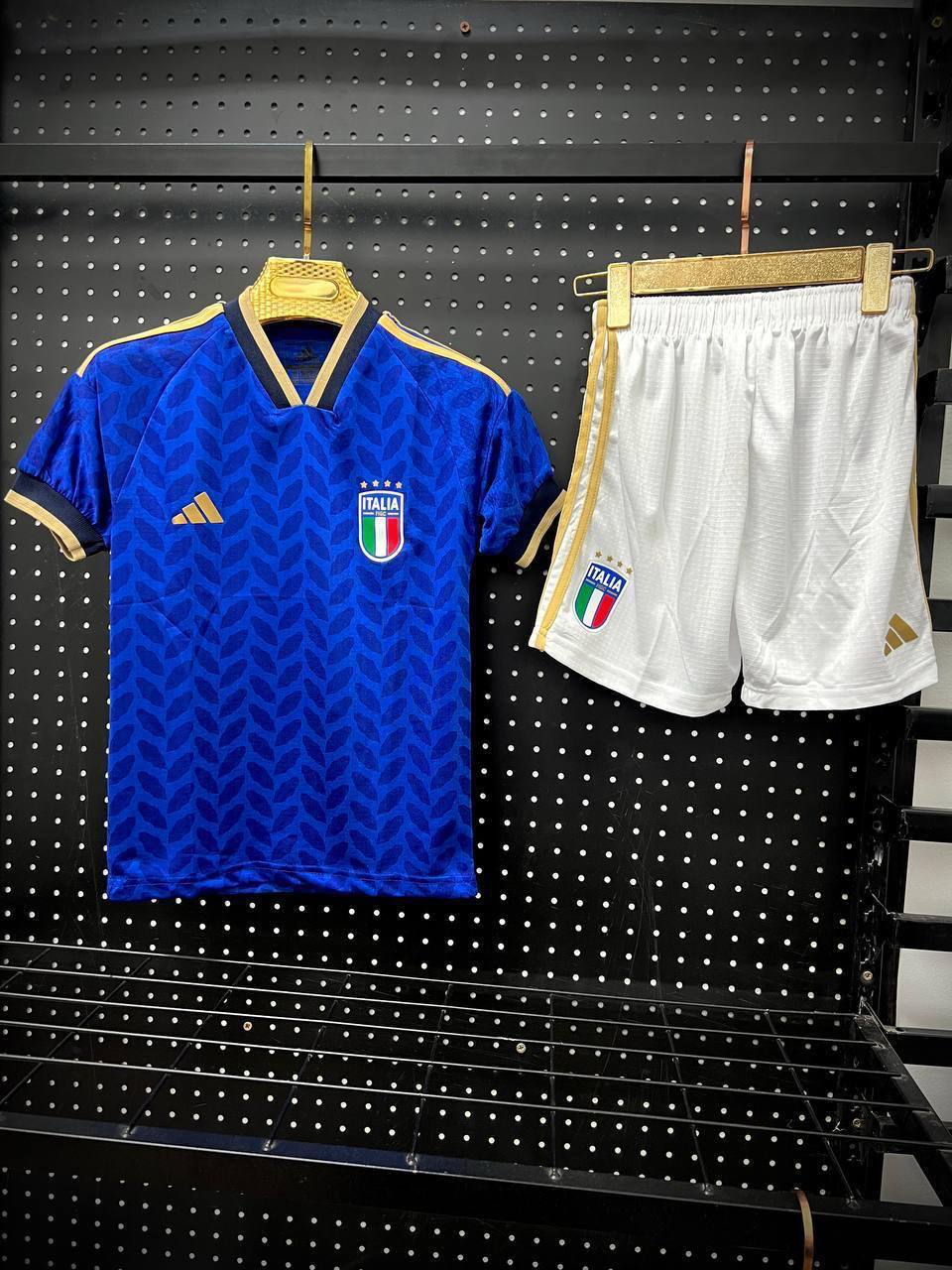 Italy youth kit world cup