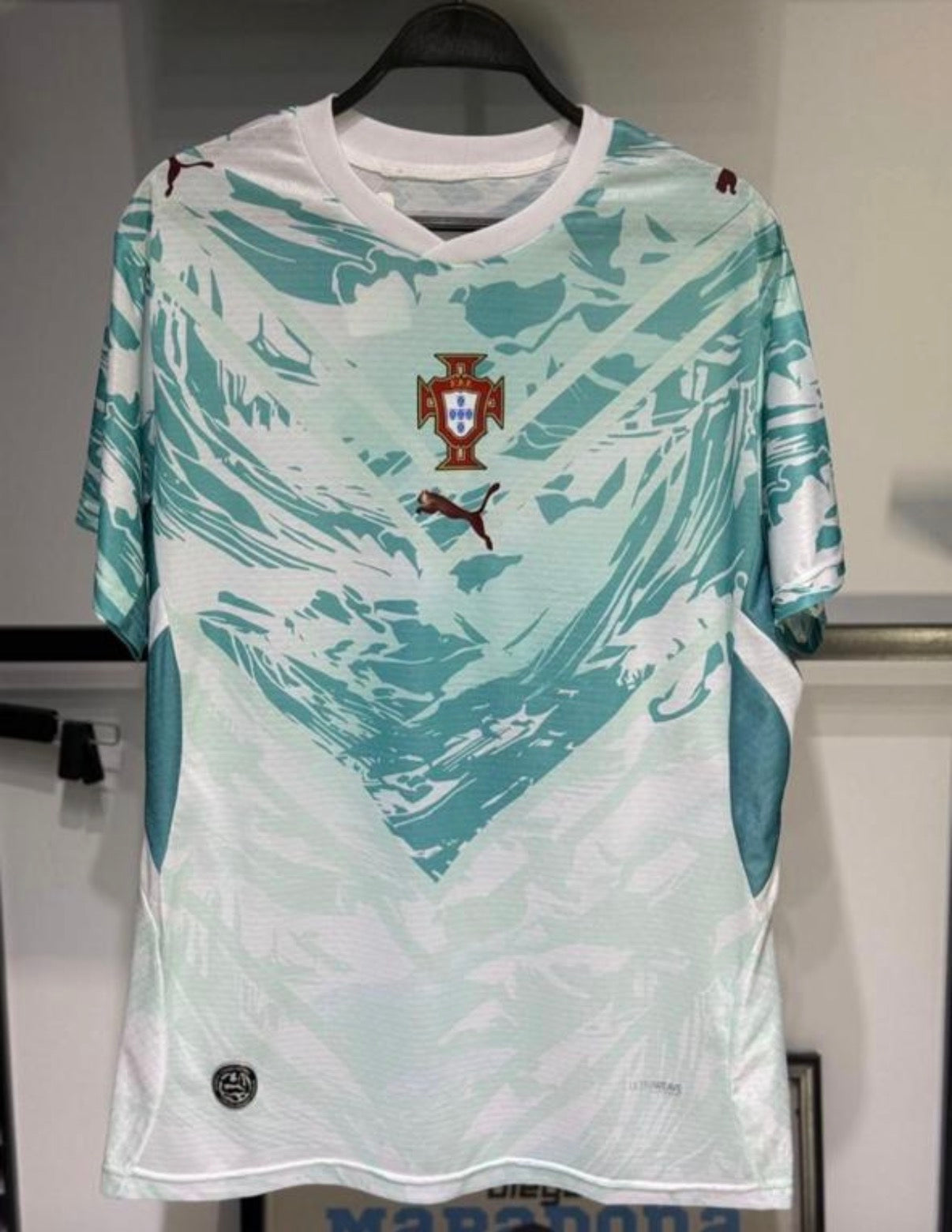 Portogal away jersey