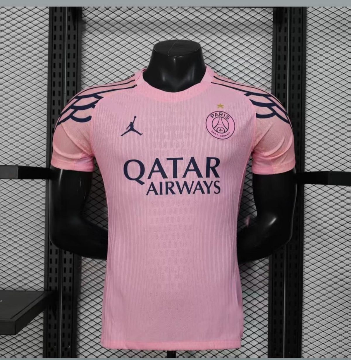 ⚫⚫The PSG Pink Jersey blends a bold, modern pink design with Player Mirror Original fabric